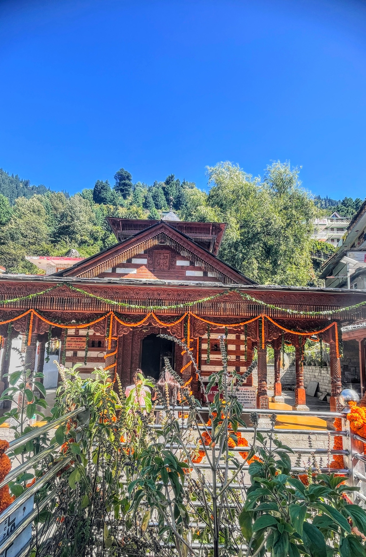 Beautiful landscape of Manali near the temple